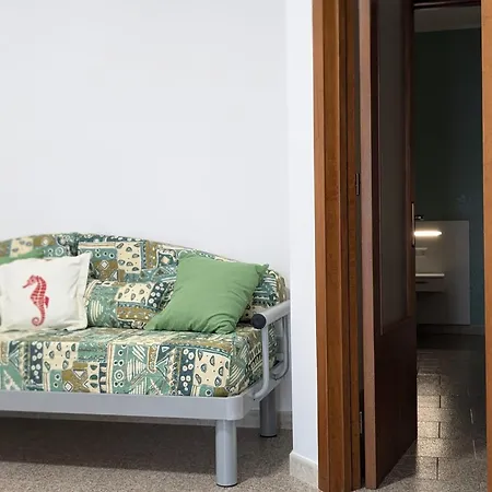 Albatro Mare Апартаменты Марина-ди-Манкаверса