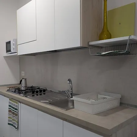 Albatro Mare * Марина-ди-Манкаверса