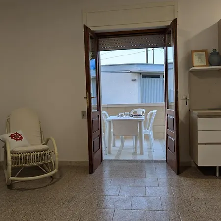 Albatro Mare * Марина-ди-Манкаверса